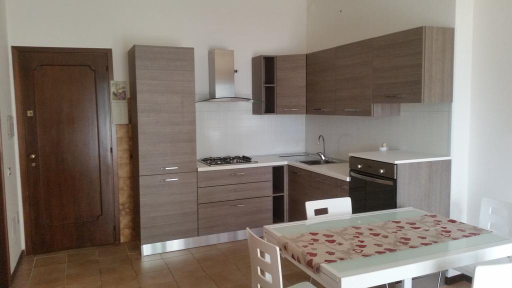Appartamento Dellea Luino Exterior foto